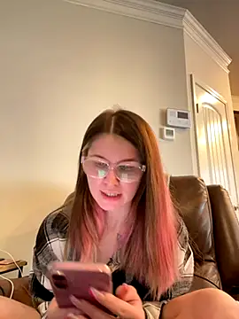 Snapshot of Riley_ray69 chatting on 16, 9, 2025 Riley ray69 online show from 16, 9, 2025