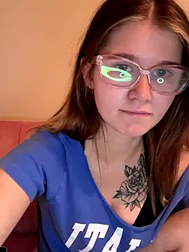 Snapshot of Riley_ray69 chatting on 14, 10, 2025 Riley ray69 online show from 14, 10, 2025