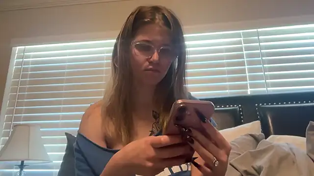 Riley ray69 online show from 4, 11, 2025