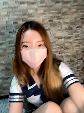 Snapshot of yuuhichan chatting on 8, 1, 2026 yuuhichan online show from 8, 1, 2026