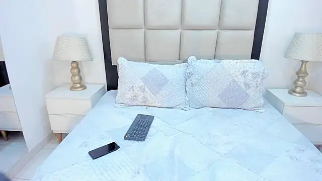 ElisabettaMonroy online show from 2, 10, 2025