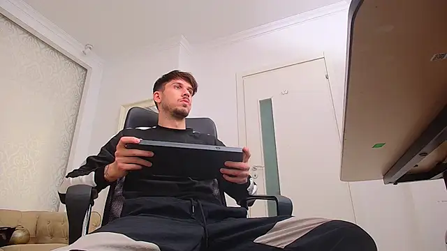 JonahShaw online show from 26, 9, 2025