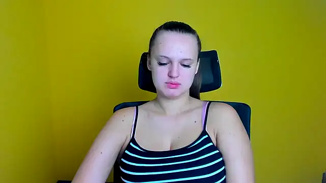 Aurora White online show from 16, 9, 2025
