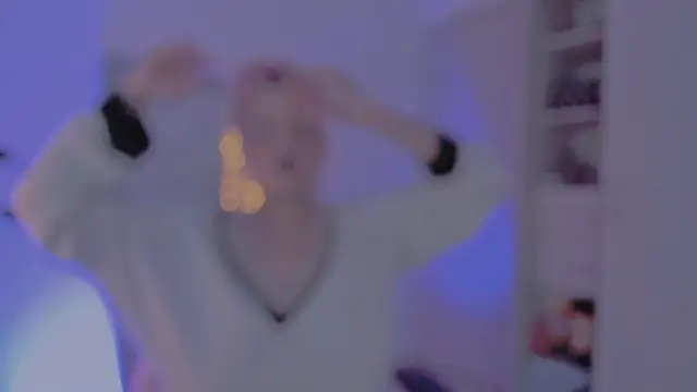 amywilld online show from 4, 4, 2026