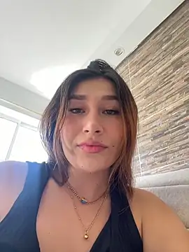 Isa Villamarin online show from 16, 10, 2025