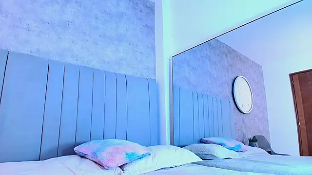 karla-ruiz online show from 24, 10, 2025