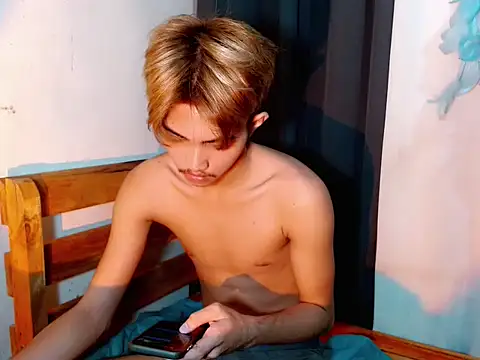 addicted to alex online show from 18, 11, 2025