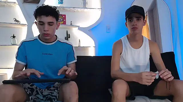 THREE GUYS HOT online show from 24, 10, 2025