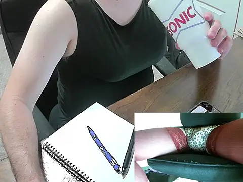 txcrossdresser09 online show from 25, 2, 2026