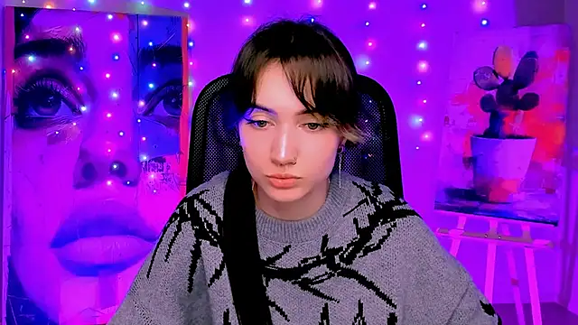 Snapshot of olivianorton chatting on 12, 1, 2026 olivianorton online show from 12, 1, 2026