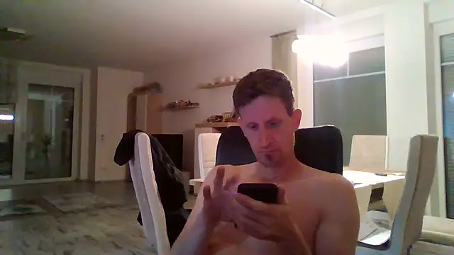 Snapshot of Trockenbau chatting on 2, 10, 2025 Trockenbau online show from 2, 10, 2025