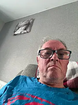 Snapshot of naughtygrandad1 chatting on 24, 5, 2026 naughtygrandad1 online show from 24, 5, 2026
