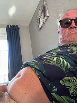 Snapshot of naughtygrandad1 chatting on 30, 5, 2026 naughtygrandad1 online show from 30, 5, 2026