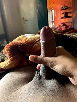 Snapshot of himanshhh03 chatting on 16, 10, 2025 himanshhh03 online show from 16, 10, 2025