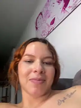 Snapshot of miacarrot chatting on 9, 4, 2026 miacarrot online show from 9, 4, 2026