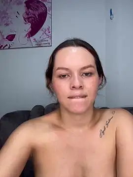Snapshot of miacarrot chatting on 14, 4, 2026 miacarrot online show from 14, 4, 2026