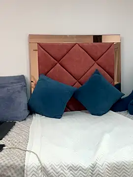 emma hot2006 online show from 4, 10, 2025