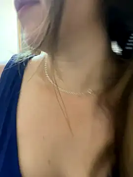 emma hot2006 online show from 29, 11, 2025