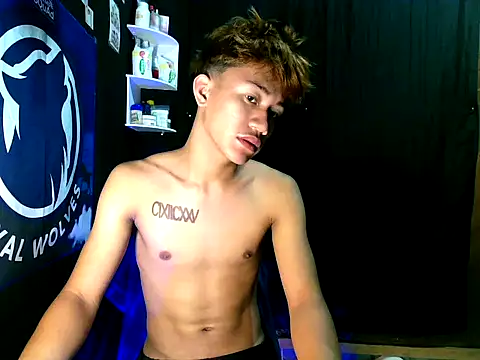 Snapshot of naughtyboyloy_0 chatting on 22, 10, 2025 naughtyboyloy 0 online show from 22, 10, 2025