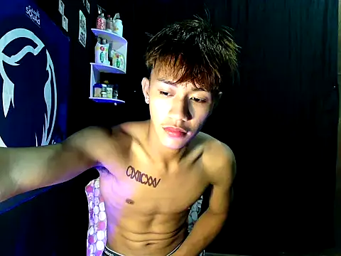 Snapshot of naughtyboyloy_0 chatting on 26, 10, 2025 naughtyboyloy 0 online show from 26, 10, 2025