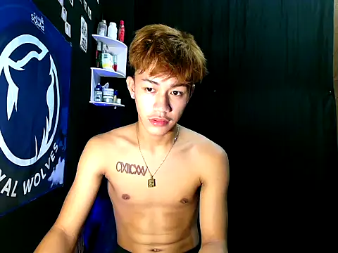 Snapshot of naughtyboyloy_0 chatting on 2, 11, 2025 naughtyboyloy 0 online show from 2, 11, 2025