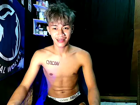 Snapshot of naughtyboyloy_0 chatting on 6, 11, 2025 naughtyboyloy 0 online show from 6, 11, 2025