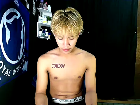 Snapshot of naughtyboyloy_0 chatting on 22, 11, 2025 naughtyboyloy 0 online show from 22, 11, 2025