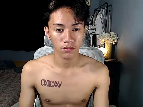 Snapshot of naughtyboyloy_0 chatting on 7, 1, 2026 naughtyboyloy 0 online show from 7, 1, 2026