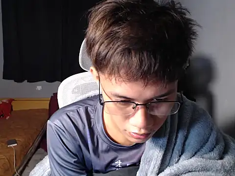 Snapshot of naughtyboyloy_0 chatting on 18, 2, 2026 naughtyboyloy 0 online show from 18, 2, 2026