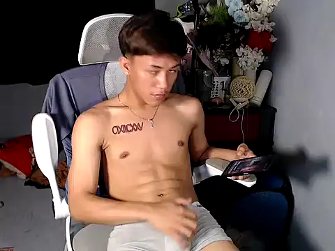 Snapshot of naughtyboyloy_0 chatting on 3, 4, 2026 naughtyboyloy 0 online show from 3, 4, 2026