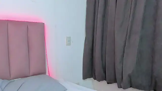 CandyAinsley online show from 24, 9, 2025