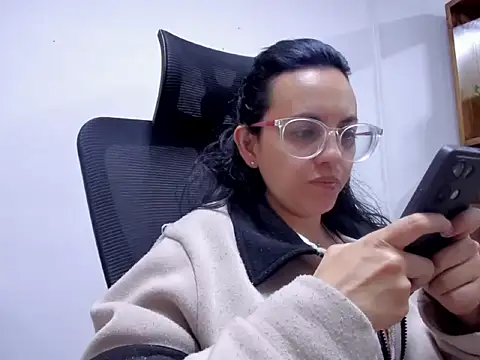 Snapshot of dalila_macherano1 chatting on 25, 9, 2025 dalila macherano1 online show from 25, 9, 2025