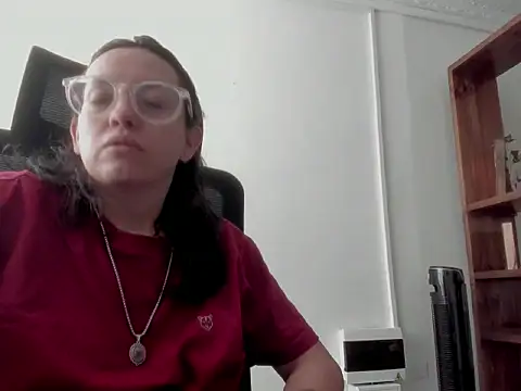 Snapshot of dalila_macherano1 chatting on 18, 10, 2025 dalila macherano1 online show from 18, 10, 2025