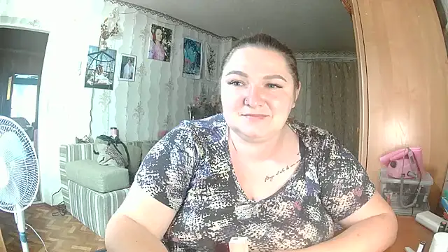 Snapshot of AngelQSky chatting on 9, 7, 2026 AngelQSky online show from 9, 7, 2026