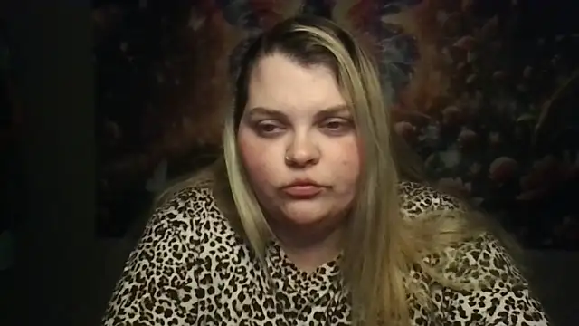 Snapshot of Prettyeyefairy chatting on 2, 11, 2025 Prettyeyefairy online show from 2, 11, 2025