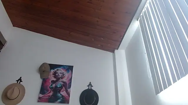 Crystal Star  online show from 7, 2, 2026