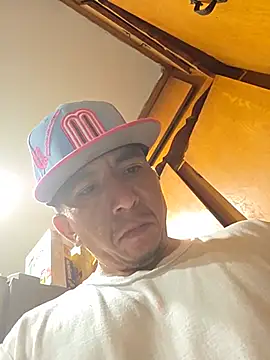 Snapshot of Boogiehtx713 chatting on 10, 7, 2026 Boogiehtx713 online show from 10, 7, 2026