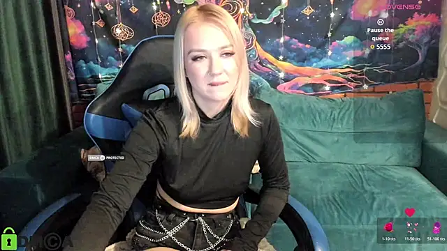 CrystalGirl99 online show from 13, 2, 2026