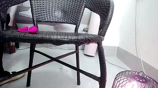 Snapshot of KateCondon chatting on 1, 11, 2025 KateCondon online show from 1, 11, 2025