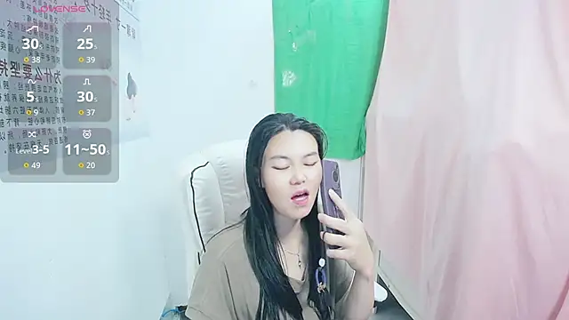 Snapshot of KateCondon chatting on 2, 5, 2026 KateCondon online show from 2, 5, 2026