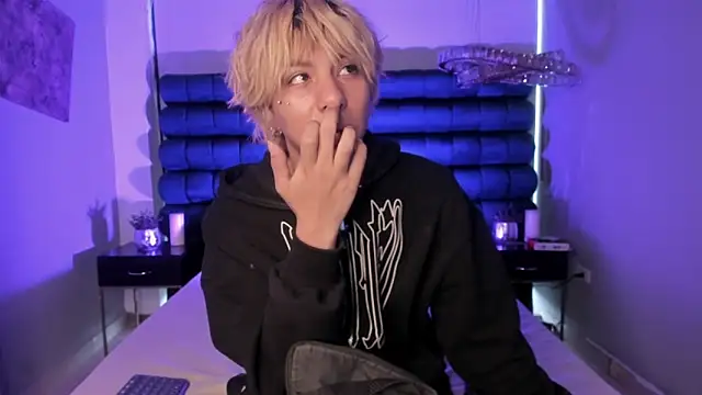 OliIverr22 online show from 18, 12, 2025