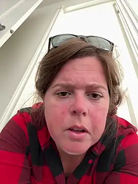 hornykitty1210 online show from 28, 10, 2025