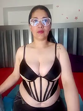 Snapshot of Alana_steel_1 chatting on 14, 9, 2025 Alana steel 1 online show from 14, 9, 2025