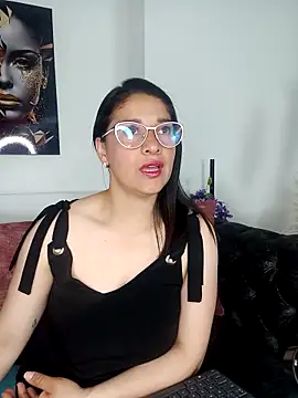 Snapshot of Alana_steel_1 chatting on 27, 9, 2025 Alana steel 1 online show from 27, 9, 2025