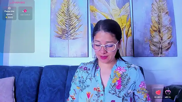 Snapshot of Alana_steel_1 chatting on 29, 9, 2025 Alana steel 1 online show from 29, 9, 2025