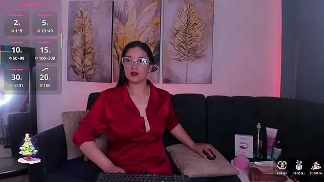 Snapshot of Alana_steel_1 chatting on 2, 12, 2025 Alana steel 1 online show from 2, 12, 2025