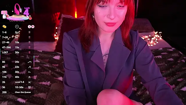 Pixie Peachh online show from 12, 2, 2026