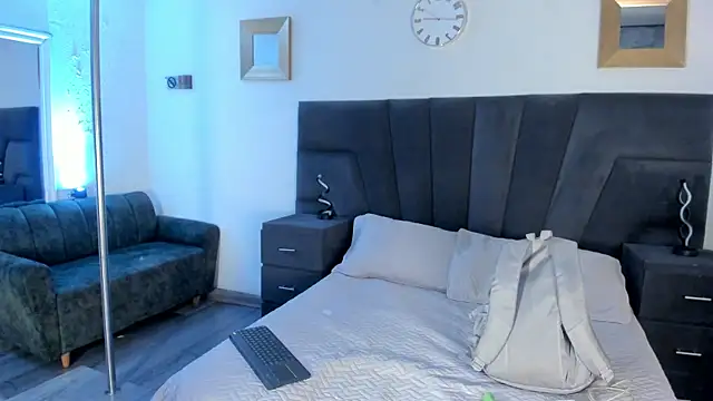 AphroditeSweet online show from 8, 9, 2025