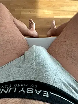 Snapshot of -Styleto chatting on 22, 9, 2025 -Styleto online show from 22, 9, 2025