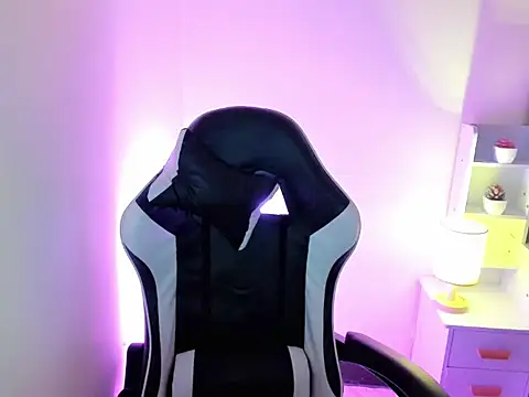 bigcocknathalie69 online show from 15, 9, 2025